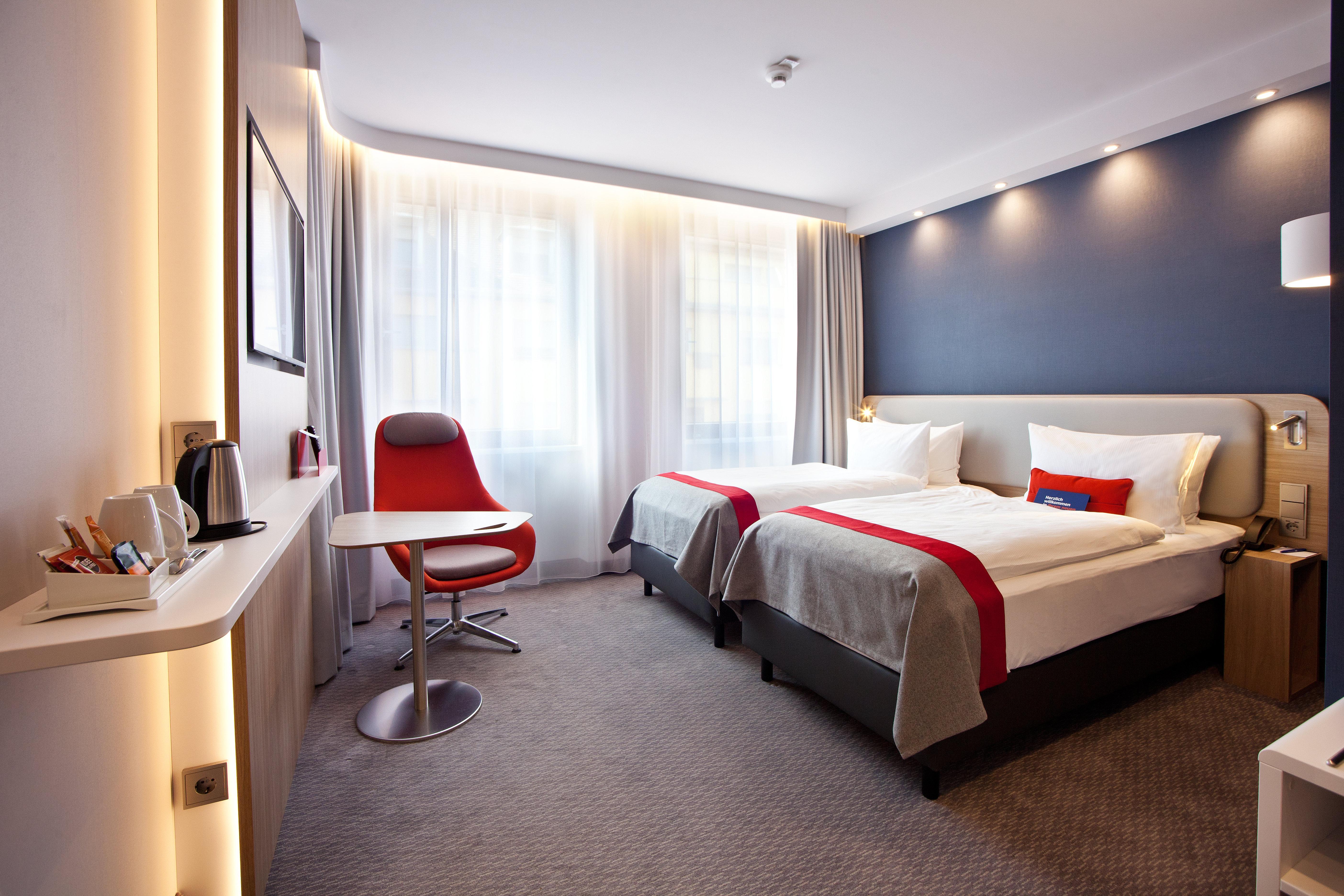 Holiday Inn Express - Saarbruecken By Ihg Экстерьер фото